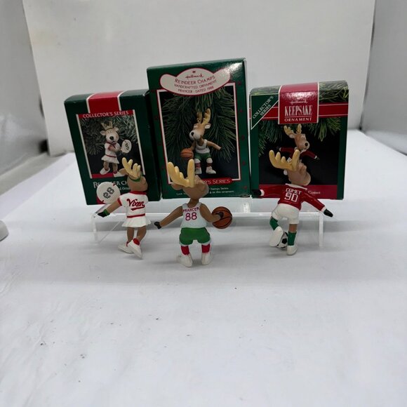 Hallmark Keepsake Ornament Set - Collectors Series - Reindeer Champs - Basketbal - Picture 3 of 6